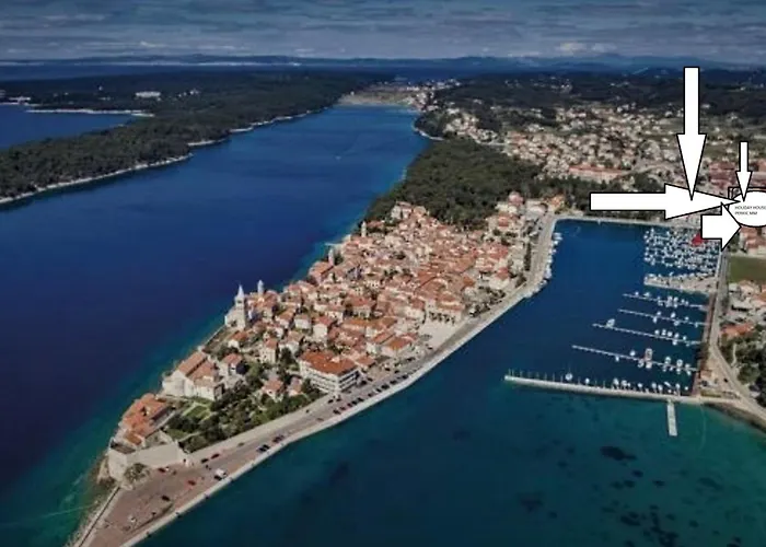 Rab Oasis Retreat - 3 Bedroom Apartman Palit