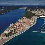 Rab Oasis Retreat - 3 Bedroom Apartmán New Translation