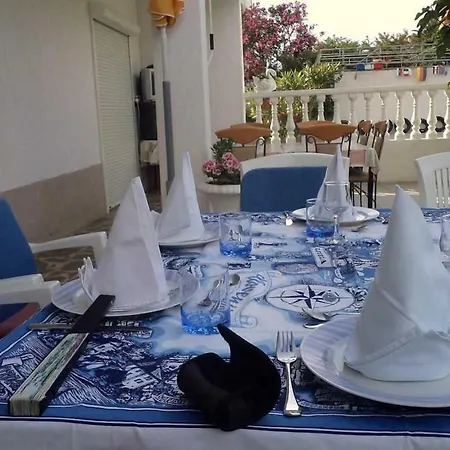 Rab Riviera Retreat - 3 Bedroom Apartment *