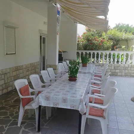 Rab Oasis Retreat - 3 Bedroom Apartment