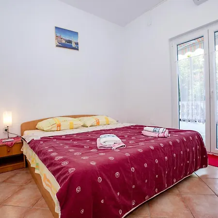 Apartmán Rab Oasis Retreat - 3 Bedroom *
