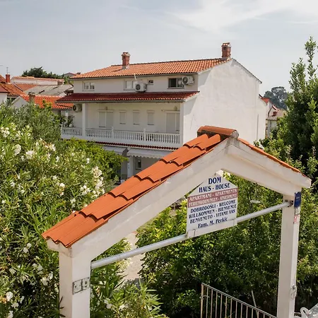 Rab Oasis Retreat - 3 Bedroom New Translation