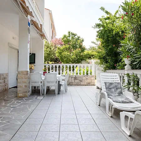 Rab Oasis Retreat - 3 Bedroom * Palit