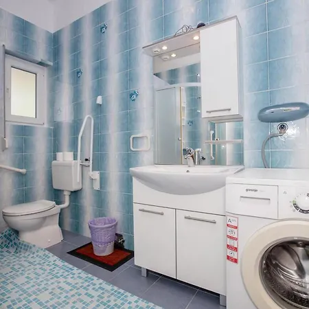 Rab Oasis Retreat - 3 Bedroom شقة Palit