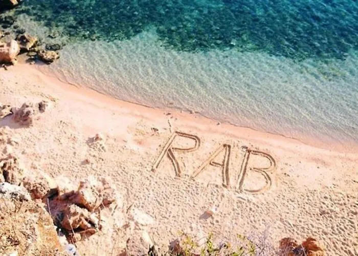 Apartman Rab Oasis Retreat - 3 Bedroom Palit